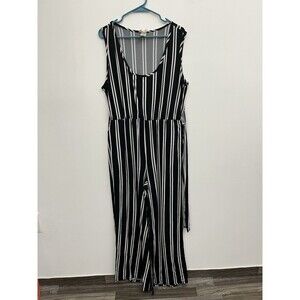 Urban Rose women’s jumpsuit Stripe  Size 2 XL Sleeveless Elastic Waist With Tie